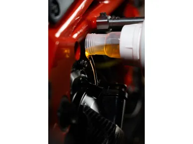 Ipone_pouring_spout image